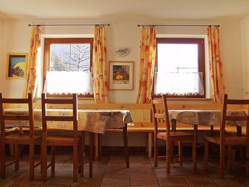 Holiday Home Am Weitfeld Langenfeld