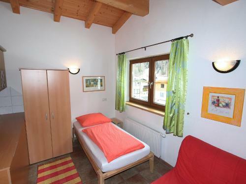 Holiday Home Am Weitfeld Langenfeld