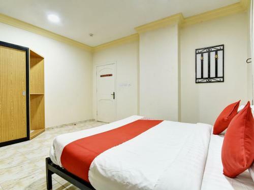 Hotel Oyo 405 Nujom Al-jazerah