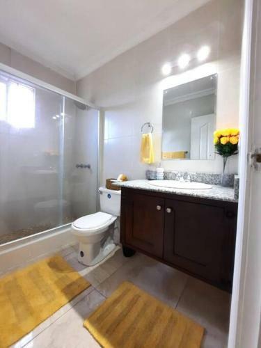 Apartamento Spacious 2 Bedroom In Portmore With Pool