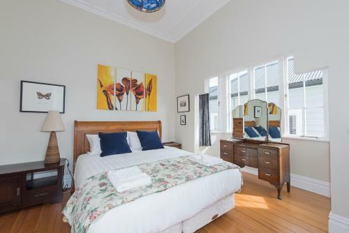 Large Spacious Family Home,close Devonport&beaches