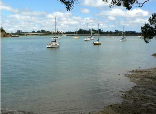 Lavender Hills Excellent Apartment In Greenhithe