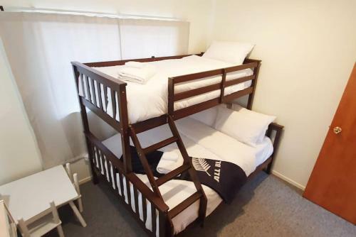 Cheerful 3br Home With Free Wifi & Netflix
