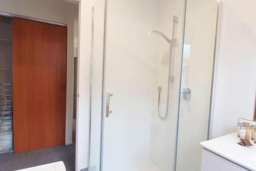 Cheerful 3br Home With Free Wifi & Netflix