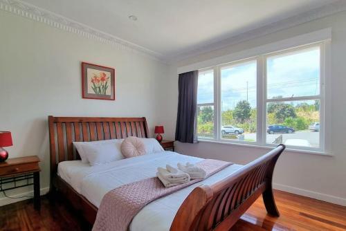Apartamento Awesome 3 - Bedroom Unit With Free Parking - Wifi