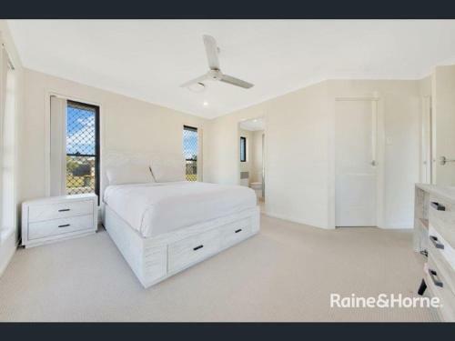 Award Winner House 4 Beds 2 Baths Airconditioned In Gladstone
