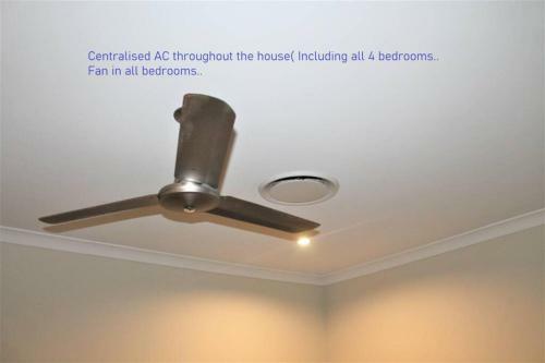 Award Winner House 4 Beds 2 Baths Airconditioned In Gladstone