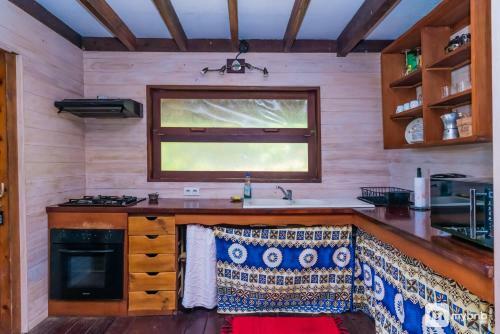 Woodhouse Teavaro In Moorea