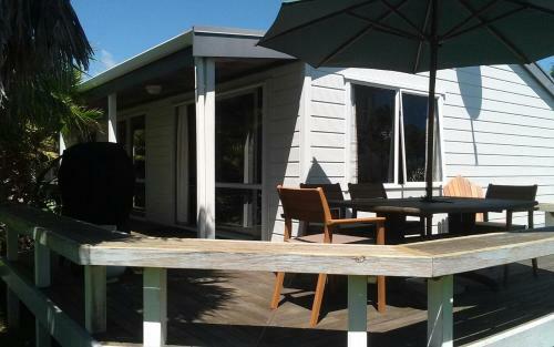 Hosts On The Coast Escape To Lucky