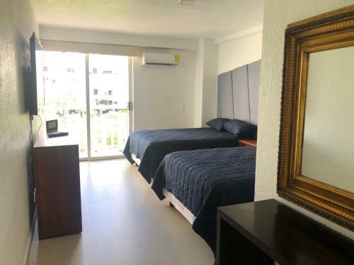Posada Acapulco Hotel Y Suites Mediterrane