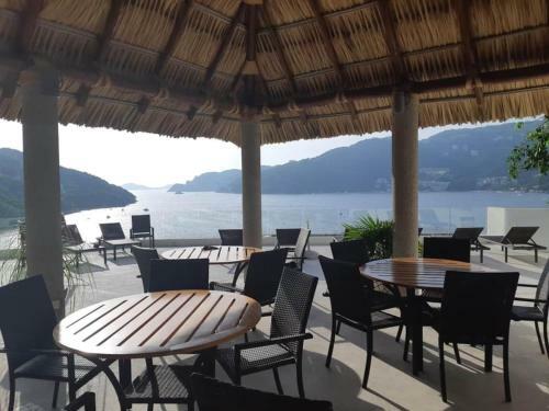 Apartamento 2br. Acapulco Diamante.