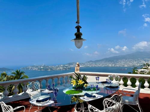 Villa Jade Luxury Full Service Staff Villa