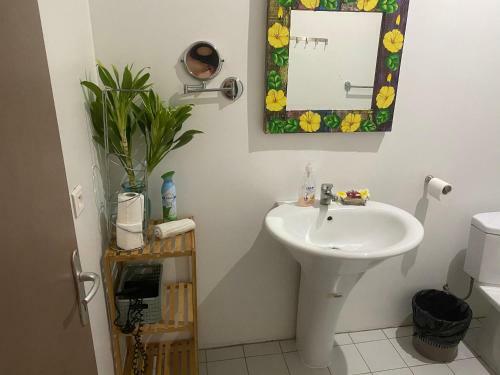 Hostal Lokai House