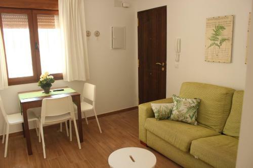 Malaga Center Lagunillas Apartments
