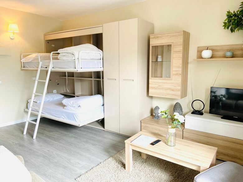 Apartamentos Nevada Mikka