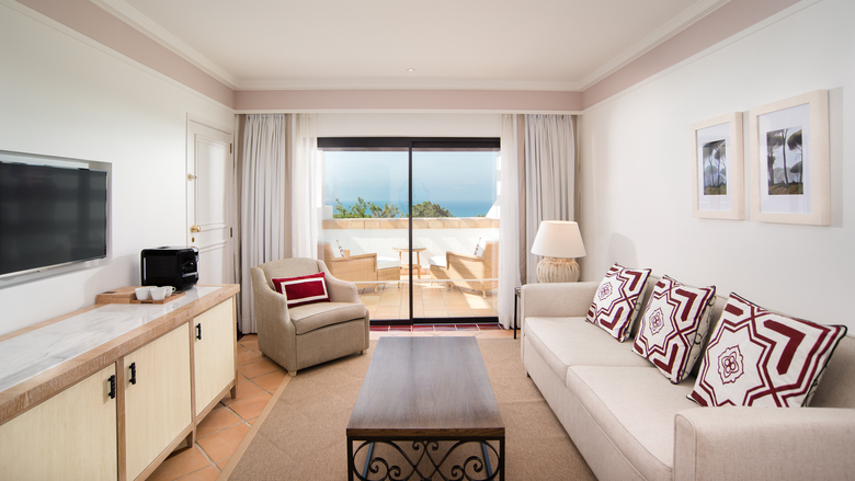 Pine Cliffs Hotel, A Luxury Collection Resort