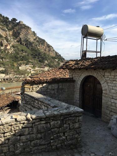 Hostal Romeo's Guest House