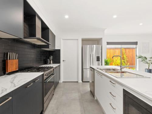 Milburn Circuit Boolaroo 44