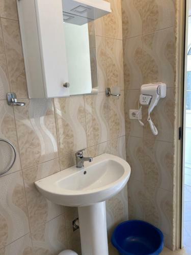 Golden Beach Apartments