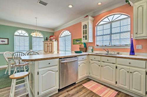 Bright Pastel Island Home With Sunset View And Grill!