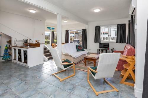 Haruru Drift - Haruru Falls Downstairs Holiday Unit