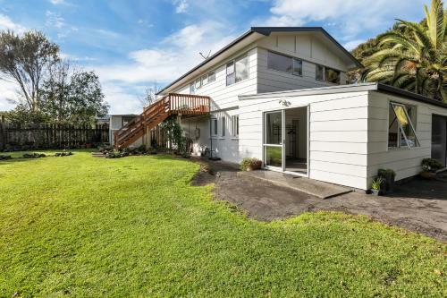 Haruru Drift - Haruru Falls Downstairs Holiday Unit