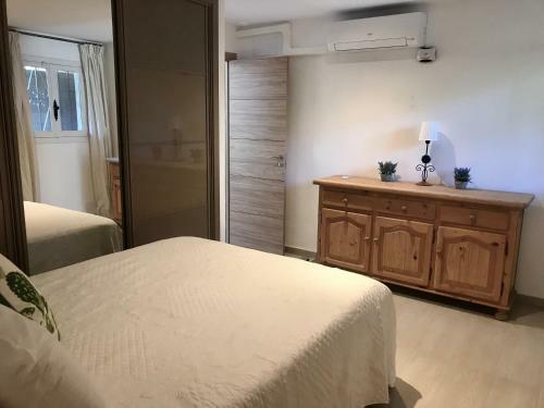 Apartamento Beachside 2bed/2bath With Large Patio And Pool