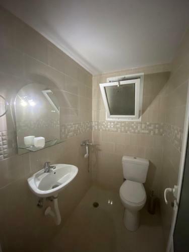Hostal Guest House Dhermi
