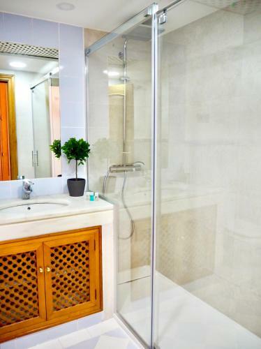 Luxury Two Bedrooms Apartment Avenida Del Mar