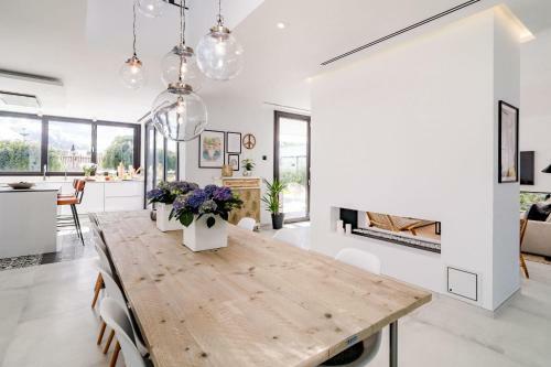Vlg-modern 5 Bedroom Villa Close To Beach