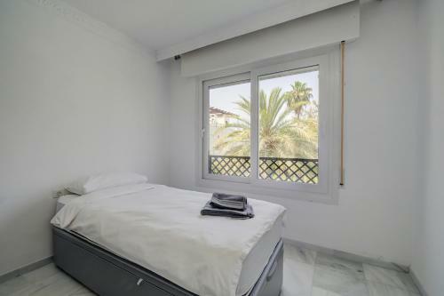 3 Bed Modern House Marbella - Direct Pool Access