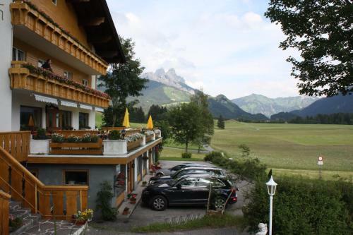 Hostal Sonnleiten - Guggerhof - Villa Sonnenwies