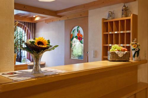 Hostal Caf� Aparthotel K�serstube
