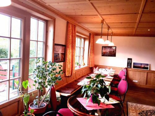 Hostal Weingut & Landhaus Willi Opitz