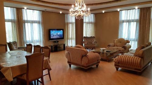Deluxe City Center Apartments