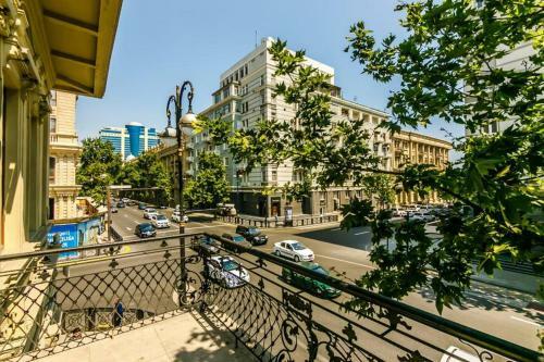 Formula 1 Street Apartment