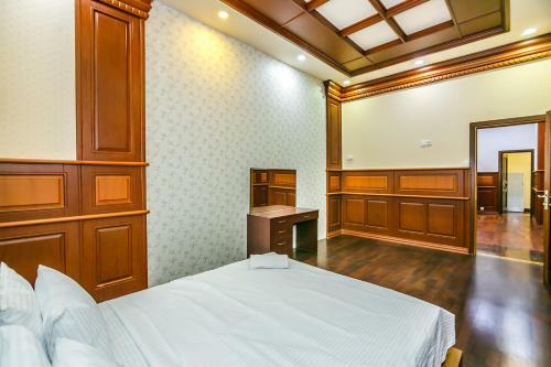 Apartment On Center Mc Donalds