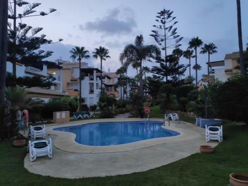 Beachfront Apartment Bahia De Marbella