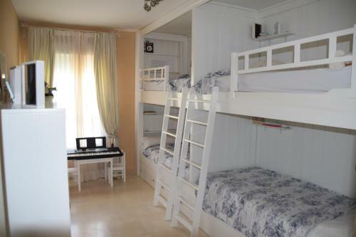 Beachfront Apartment Bahia De Marbella