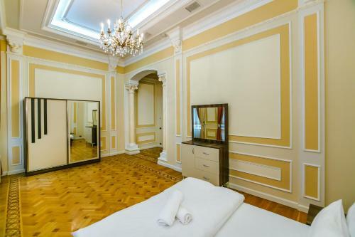 Hostal Apartment On V?p Mado