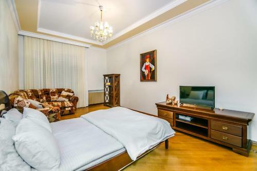 Apartment On Nergiz Mall