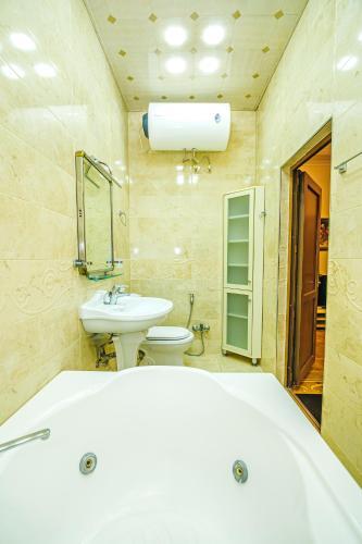 Apartamento M Estate 4 Room (015)
