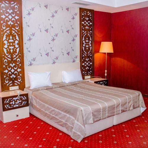 Lara Hotel Baku