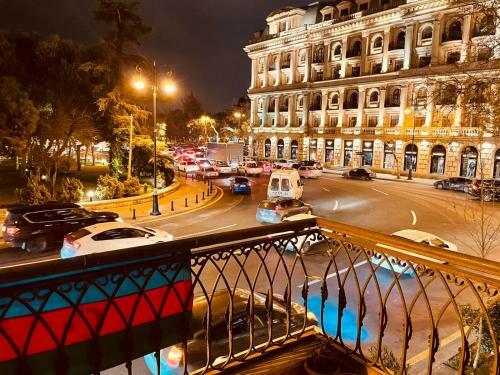 Malakan Apartment On Nizami Street