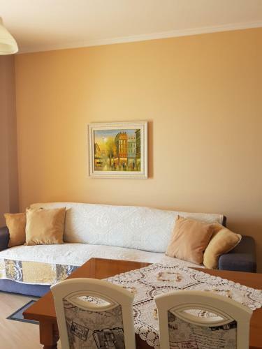 Seaview Apartments Right At The Beach