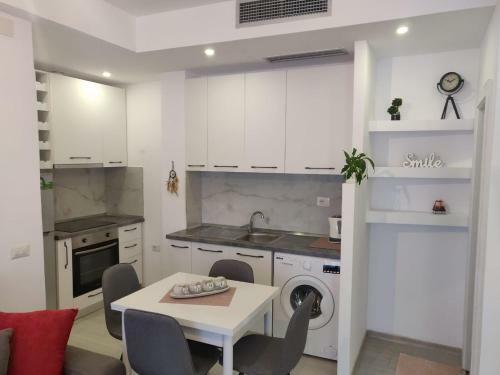 E&a Apartments Guesthouse