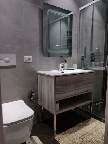 E&a Apartments Guesthouse