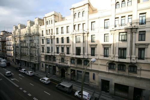 Central Madrid Atocha Apartments