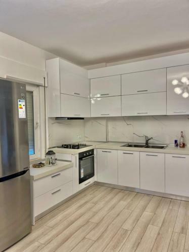 Luxury Apartament In Dures
