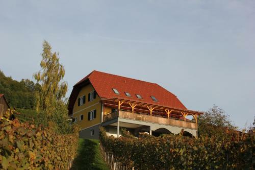 Bed & Breakfast Birkenstub�n - Wirtshaus Am Eckberg